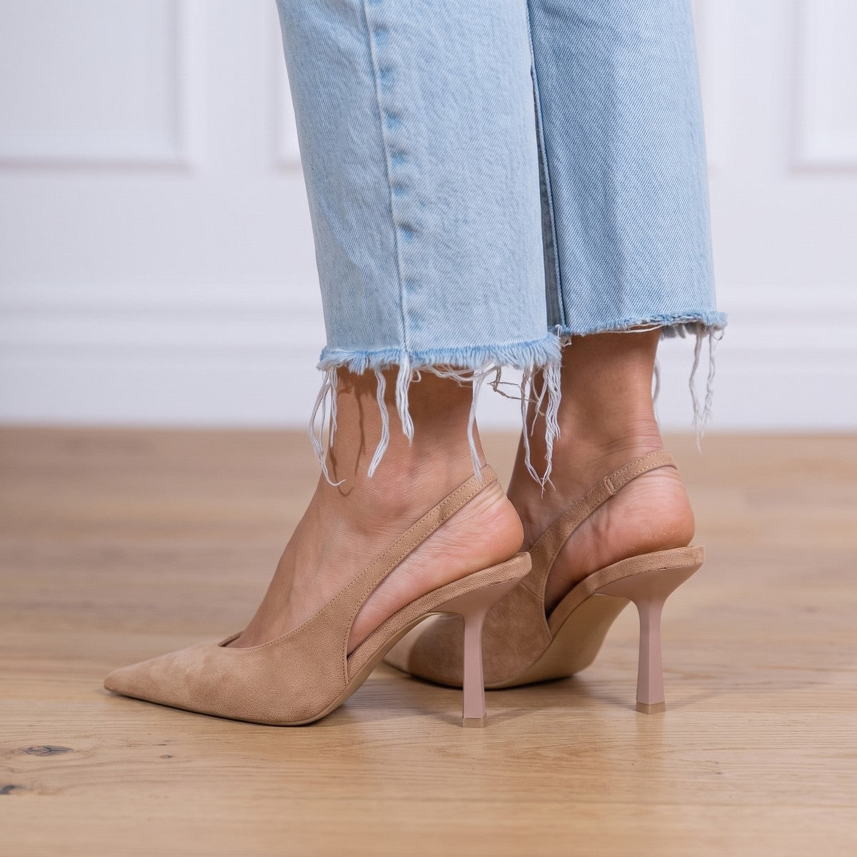 Women's Pointed Toe Slingback Heels