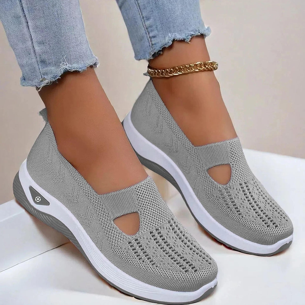 Women's Mesh Slip On Walking Shoes