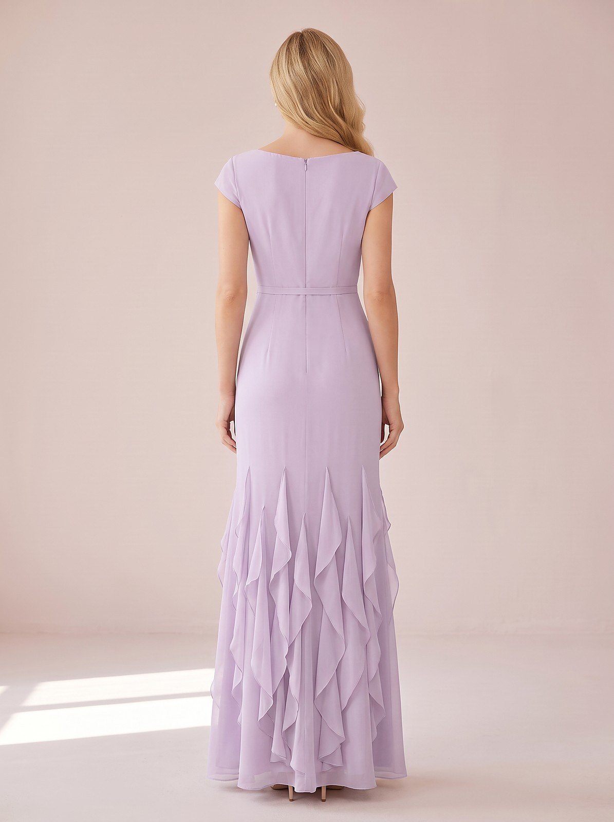Women's Ruffle Maxi Vintage Neckline Evening Dress