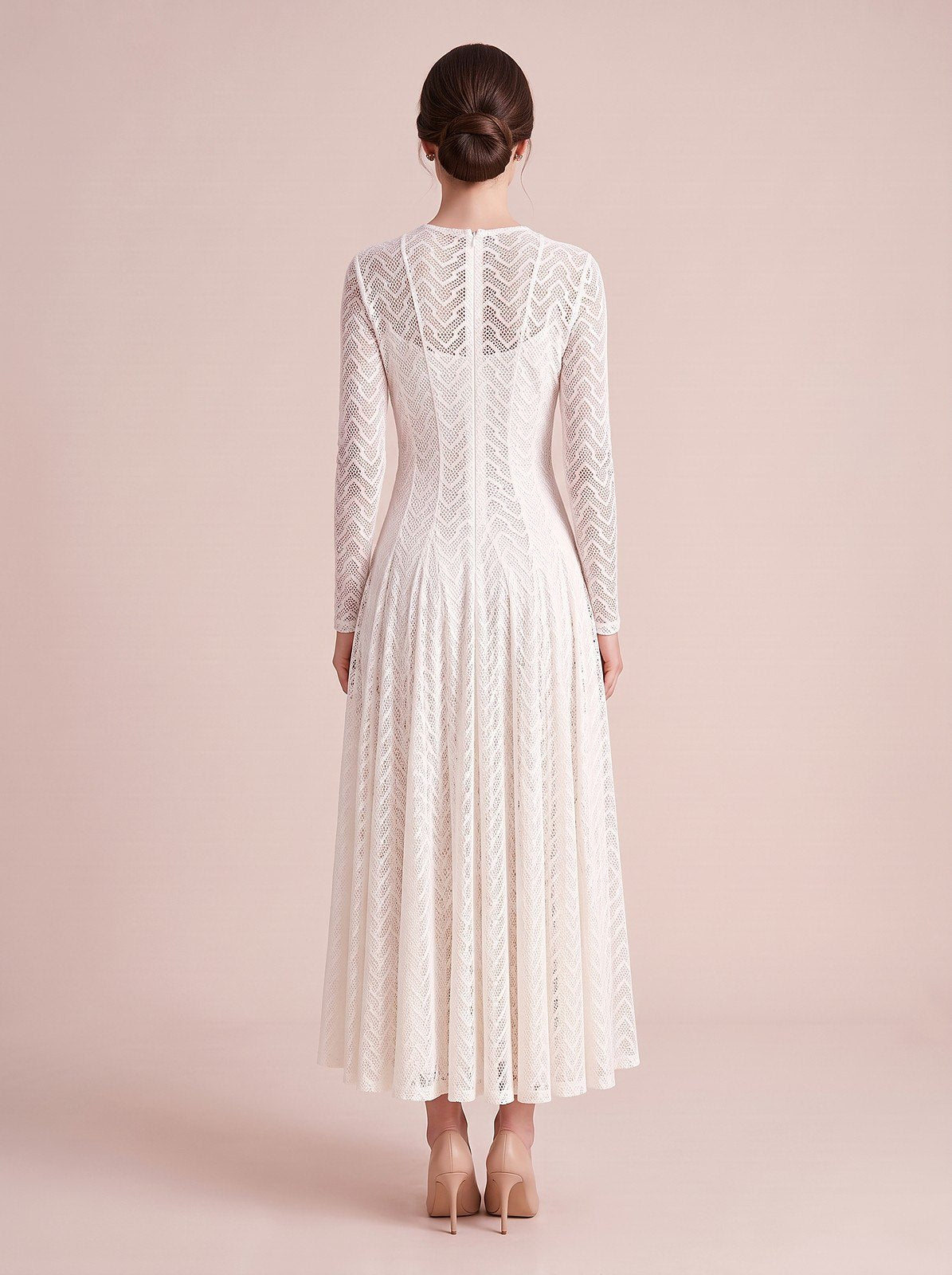 Women's Vintage Neckline Lace Evening Maxi Dress