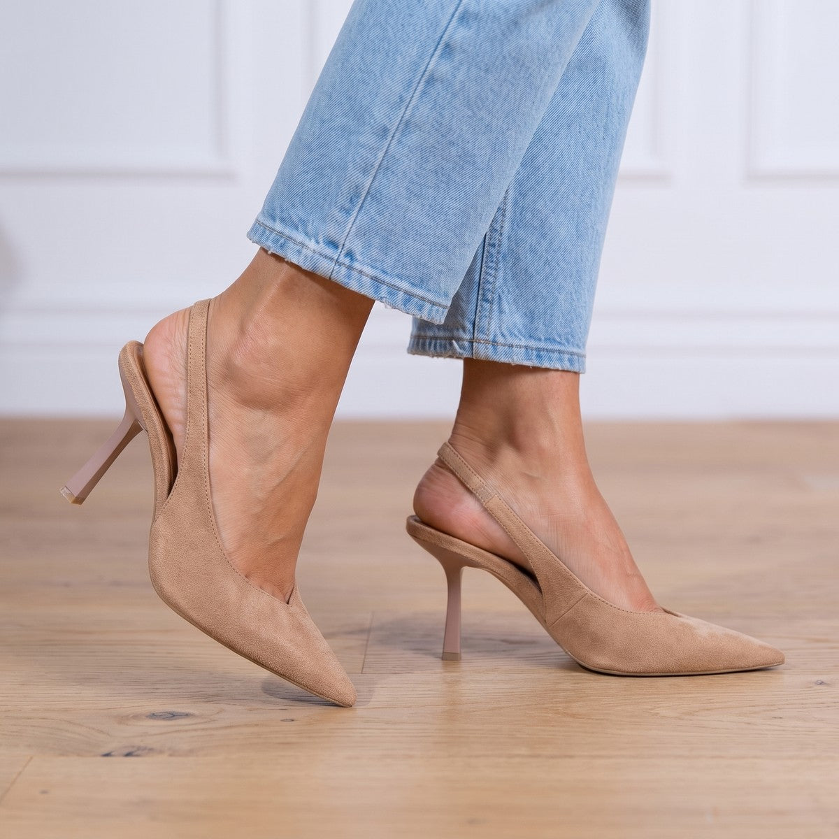 Women's Pointed Toe Slingback Heels
