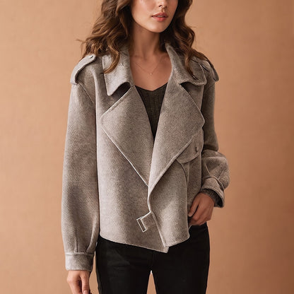 Women's Short Lapel Jacket Relaxed Fit