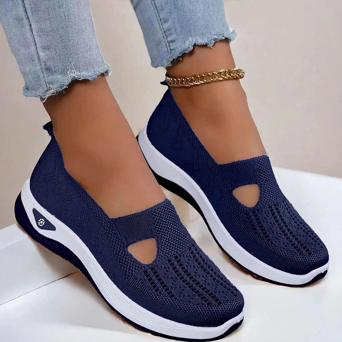 Women's Mesh Slip On Walking Shoes