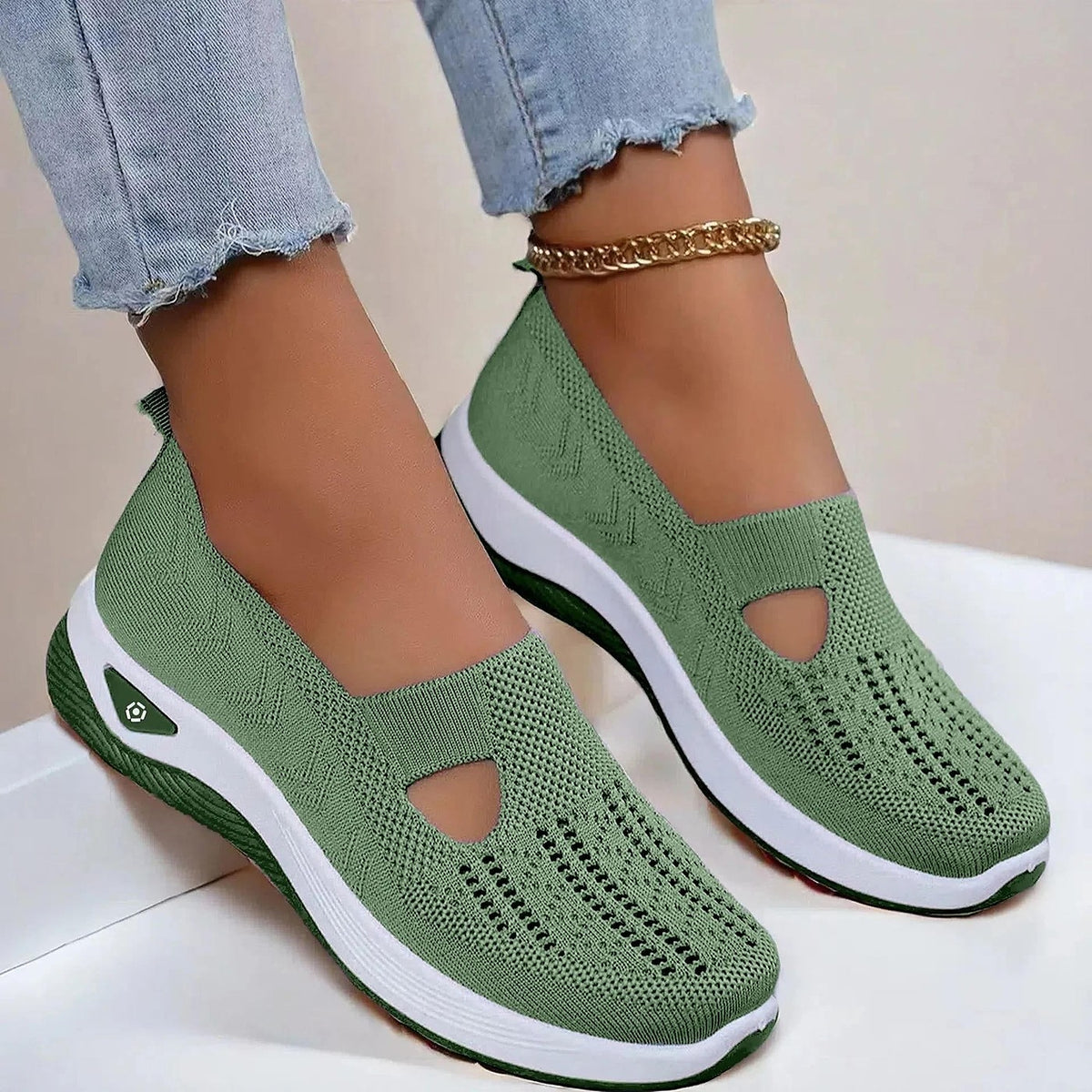 Women's Mesh Slip On Walking Shoes