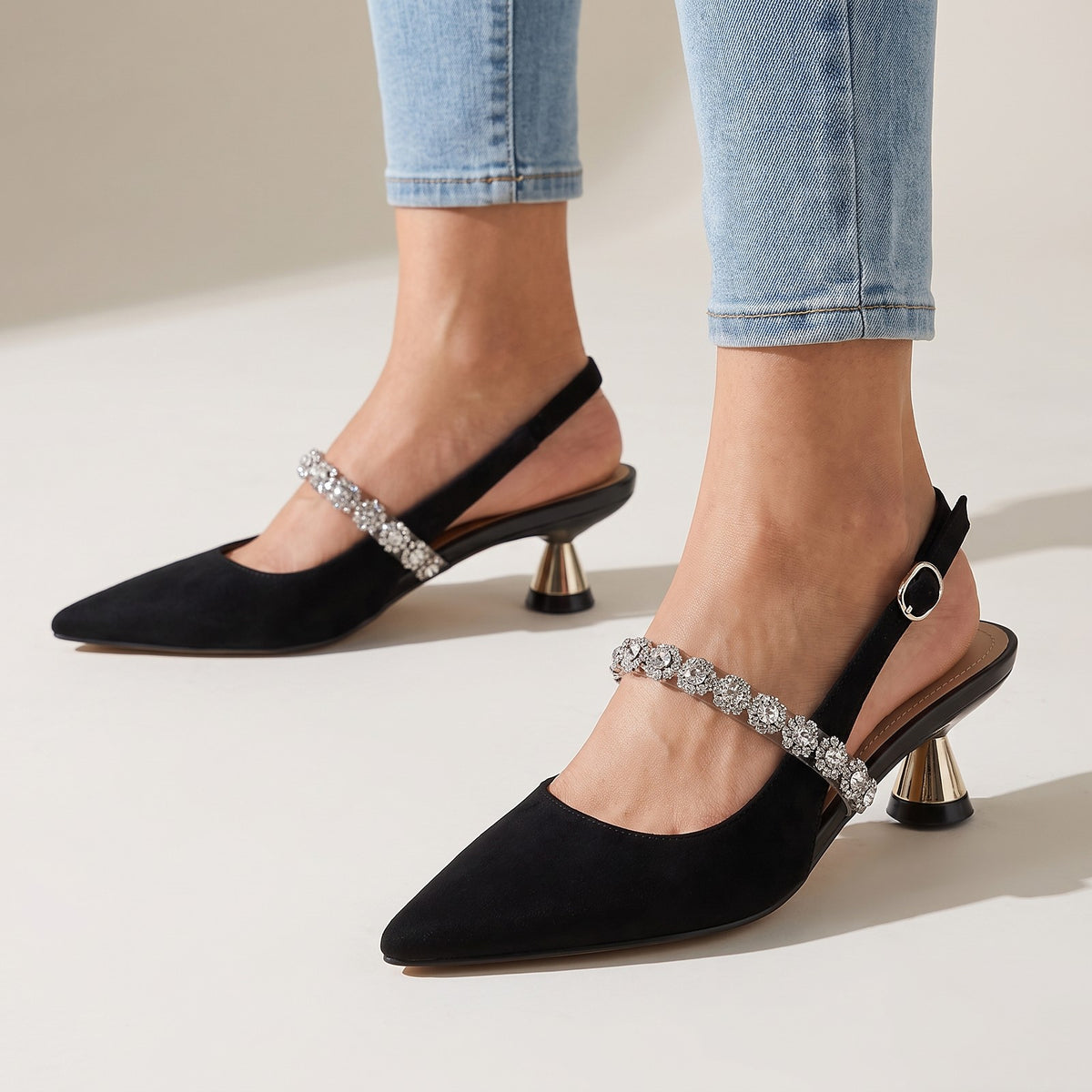 Women's Pointed Toe Crystal Slingback Pumps