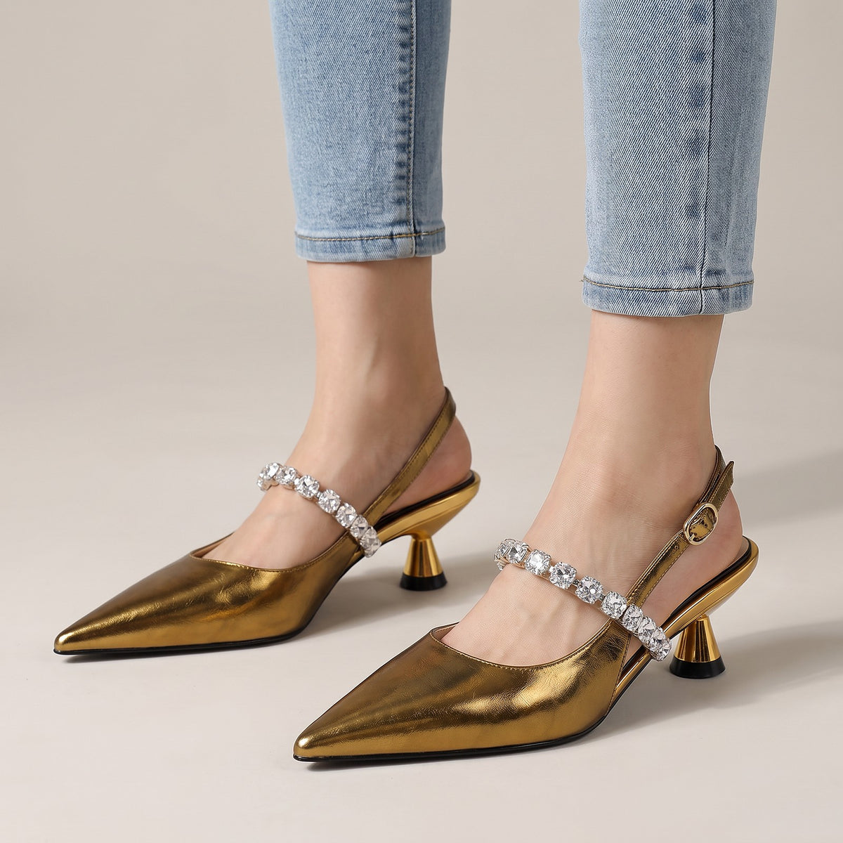 Women's Pointed Toe Crystal Slingback Pumps