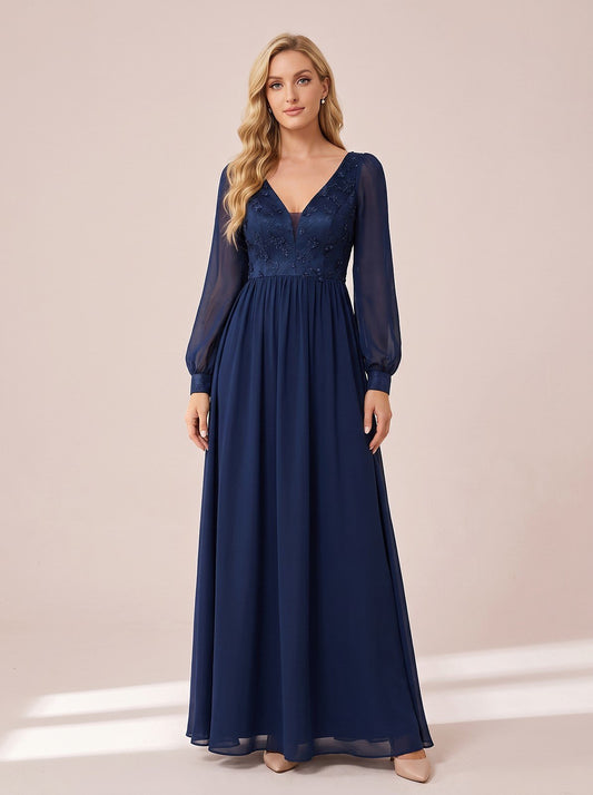 Women's Vintage Neckline Sheer Sleeve Maxi Dress