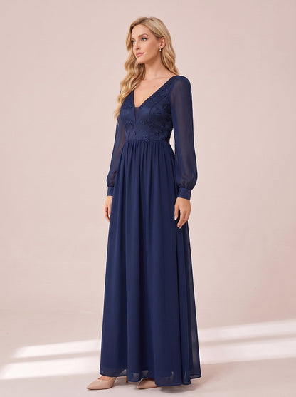 Women's Vintage Neckline Sheer Sleeve Maxi Dress