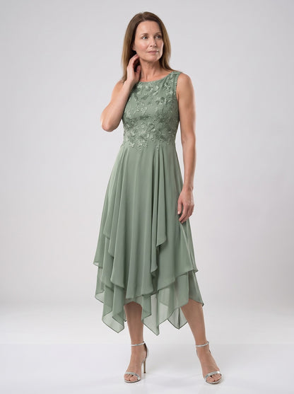 Women's Embroidered Waist Layered Chiffon Dress