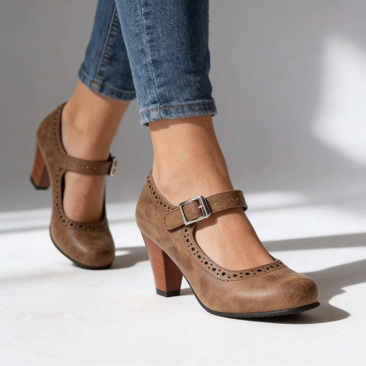 Women's Round Toe Faux Suede Mary Janes