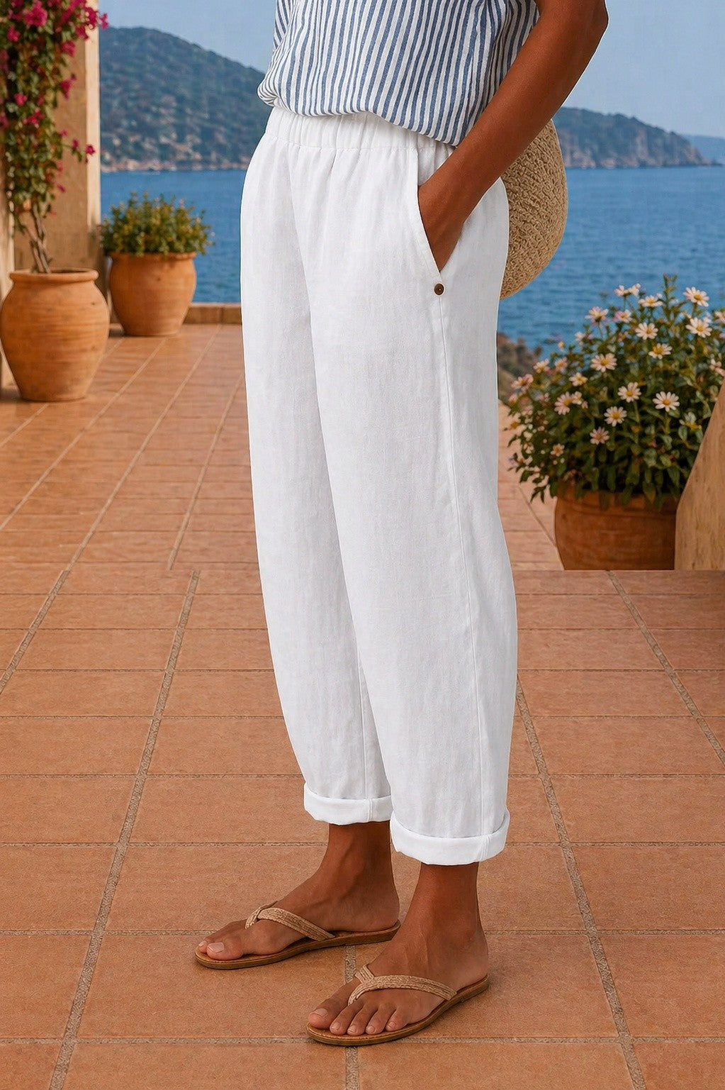 Women's Pull On Tapered Pants with Pockets