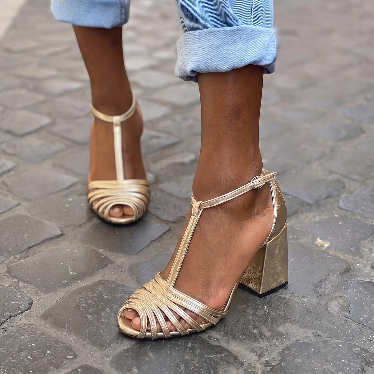 Women's Block Heel Strappy Sandals with Buckle