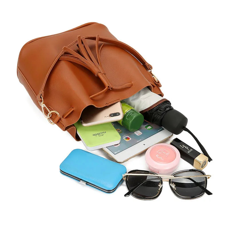 Sac seau à bandoulière en simili cuir souple
