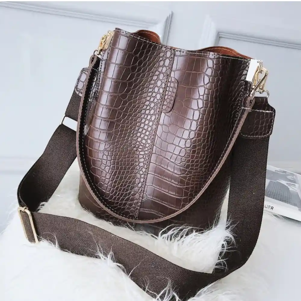 Sac seau en simili cuir