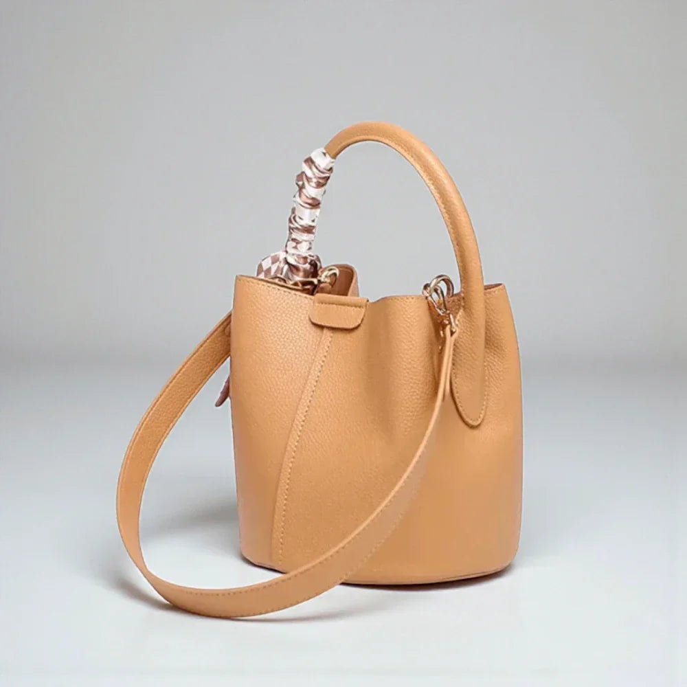 Sac seau en simili cuir souple