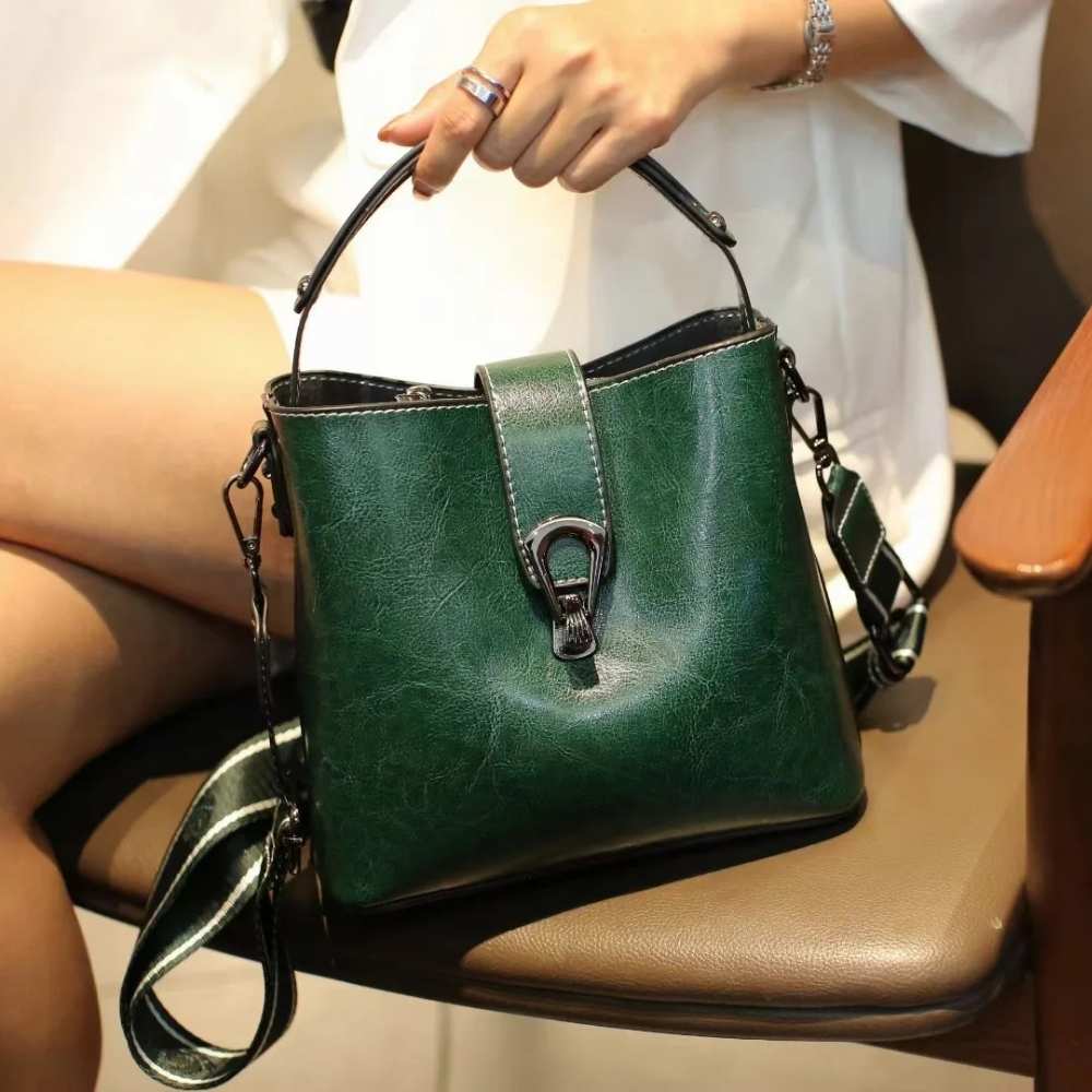 Sac seau femme en cuir ciré