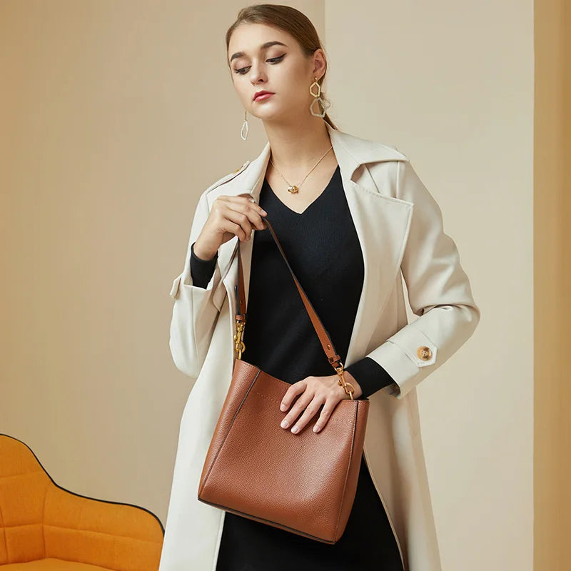 Sac seau femme en cuir de vachette